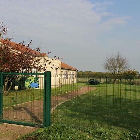 Landemont Gite En Campagne Isatis מראה חיצוני תמונה